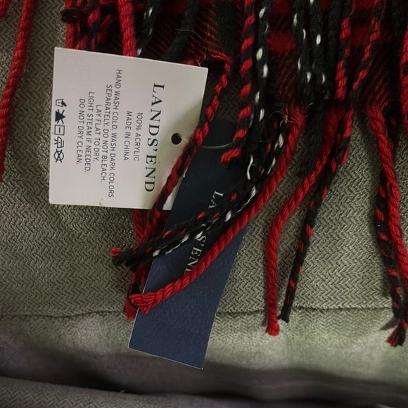 Lands' End Red Plaid Scarf - Picture 4 of 4